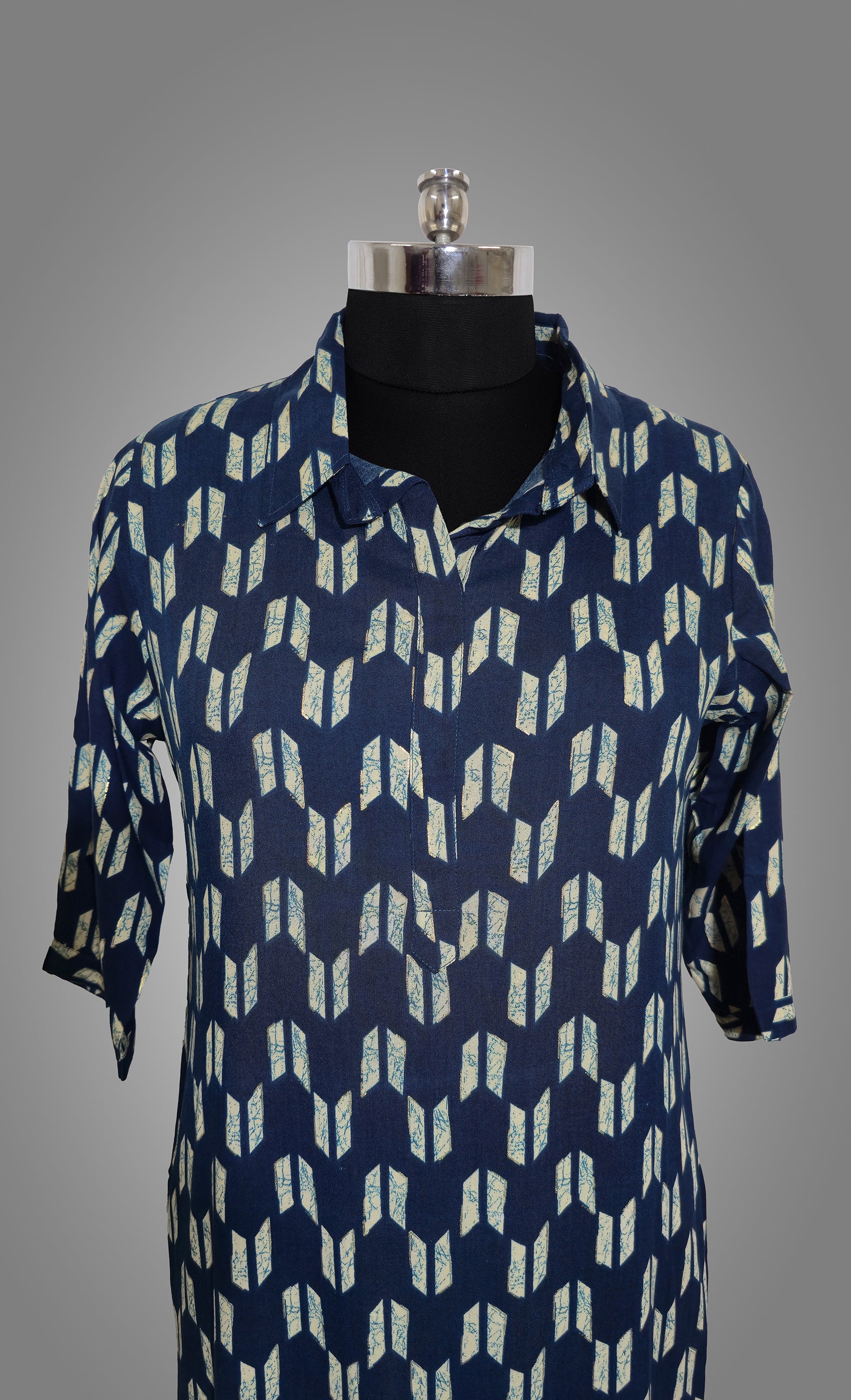 KURTA WITH BLUE COLOR