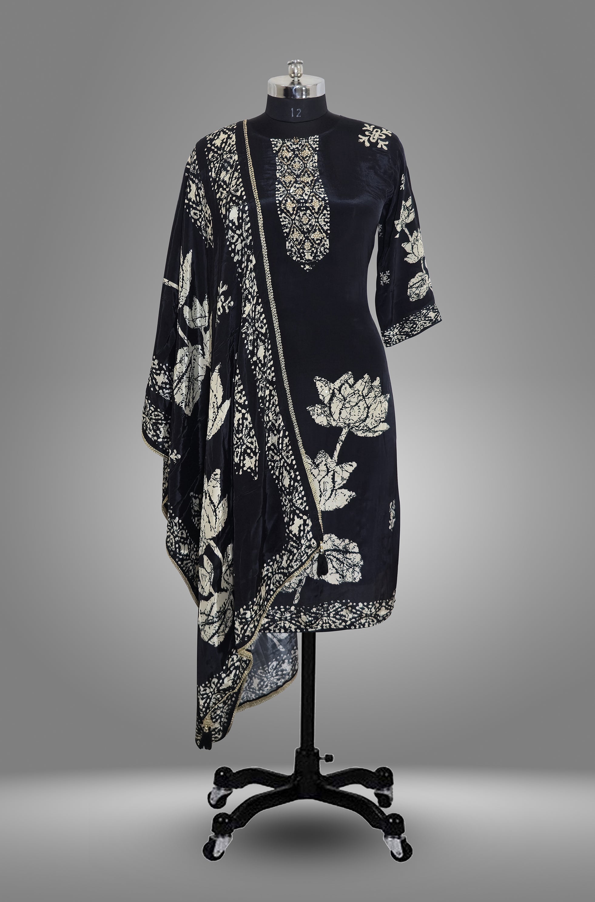 KURTA WITH PANT  AND DUPPATA WITH BLACK COLOR -Muslin