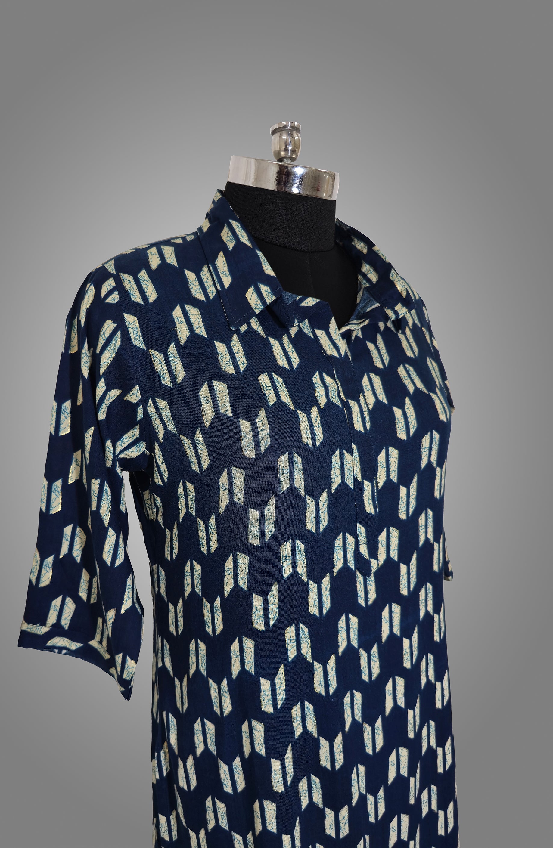 KURTA WITH BLUE COLOR